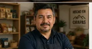 Foto del propietario de Comercial San Marcos, negocio local de Tuxtla Gutiérrez cliente de DevActivo en diseño web